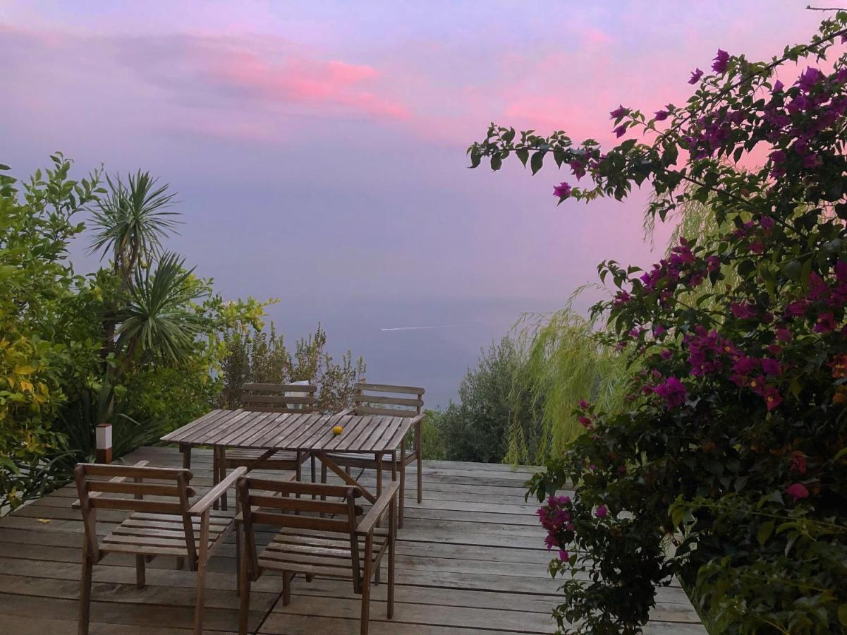 Bed and Breakfast Casa Flora В'єтрі Екстер'єр фото